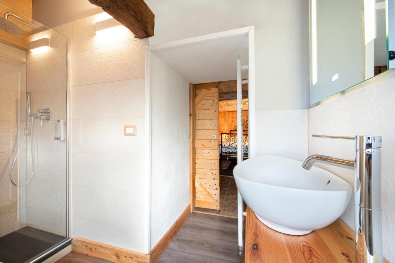 B&B Casa Quaroni Anzino Екстер'єр фото